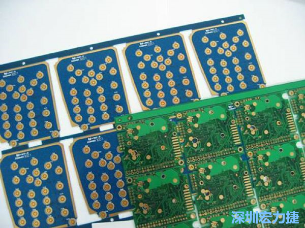 PBC與HDI等硬質(zhì)載板因應(yīng)不同構(gòu)型的結(jié)構(gòu)組裝需求，能做的彈性設(shè)計(jì)有限，必須搭配FPC軟板進(jìn)行整合設(shè)計(jì)。