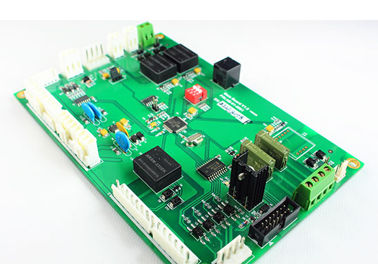 PCB布局：熱敏設(shè)備放置在冷空氣區(qū)域中，溫度測量設(shè)備放置在最熱的位置